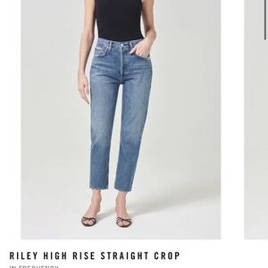Beautifully crafted Agolde Riley jeans size 26. In great condition just too sm.